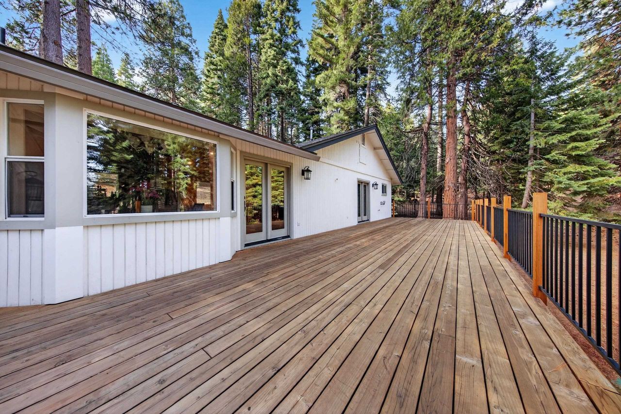 718 Timber Ridge Road, Lake Almanor, CA 96137 Photo