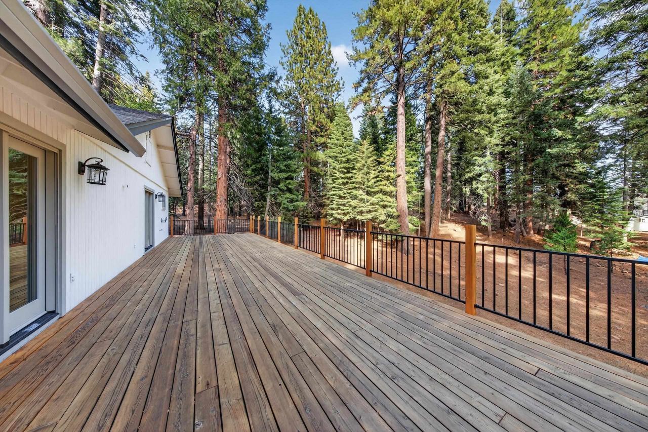 718 Timber Ridge Road, Lake Almanor, CA 96137 Photo