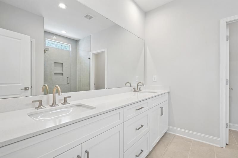 2444 Hillbourne Loop Photo 15