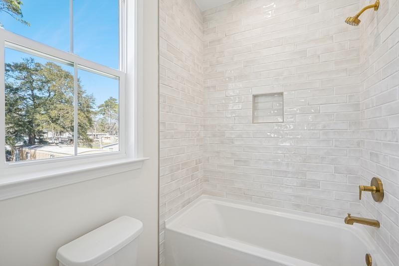 2444 Hillbourne Loop Photo 19