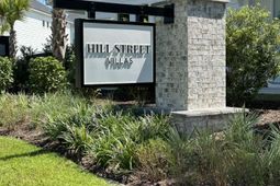 2444 Hillbourne Loop photo 4