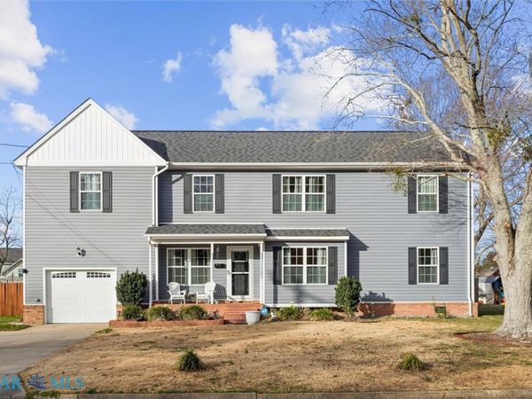 5 Rexford Drive, Newport News, VA 23608