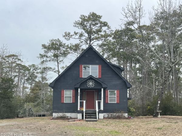 109 Ashley Lane, Beaufort, NC 28516