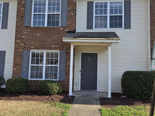 4135 Dudleys Grant Drive, Unit E, Winterville, NC 28590