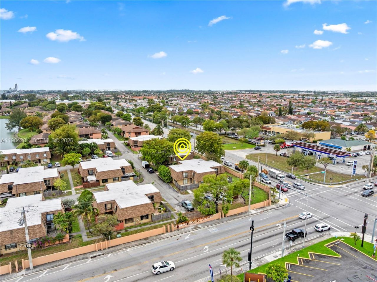 2415 W 67th Pl , Unit 8-11, Hialeah, FL 33016 Photo