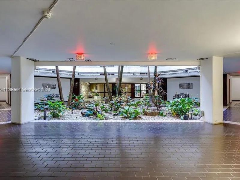 13951 Kendale Lakes Cir , Unit 910A, Miami, FL 33183 Photo