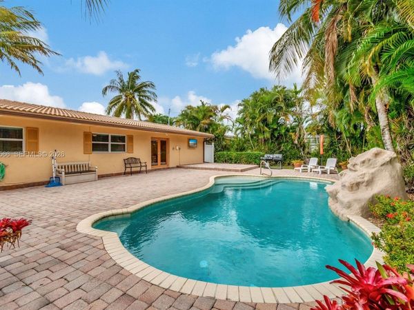11 Forest Hills Ln , Boca Raton, FL 33431