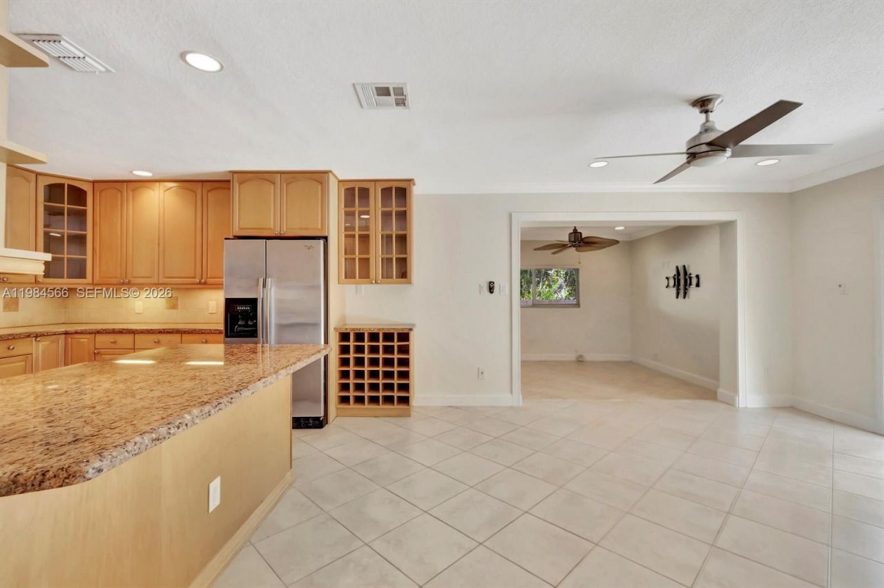 11 Forest Hills Ln , Boca Raton, FL 33431 Photo