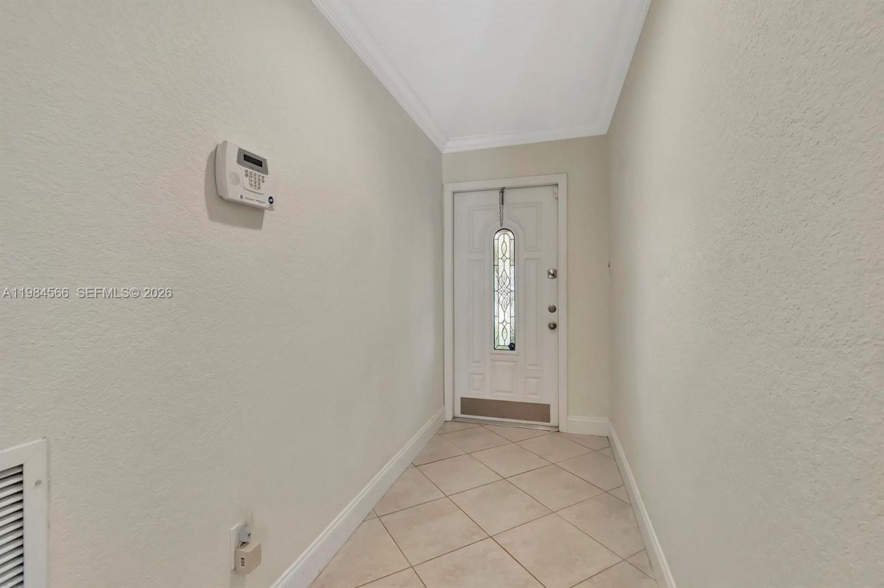 11 Forest Hills Ln , Boca Raton, FL 33431 Photo