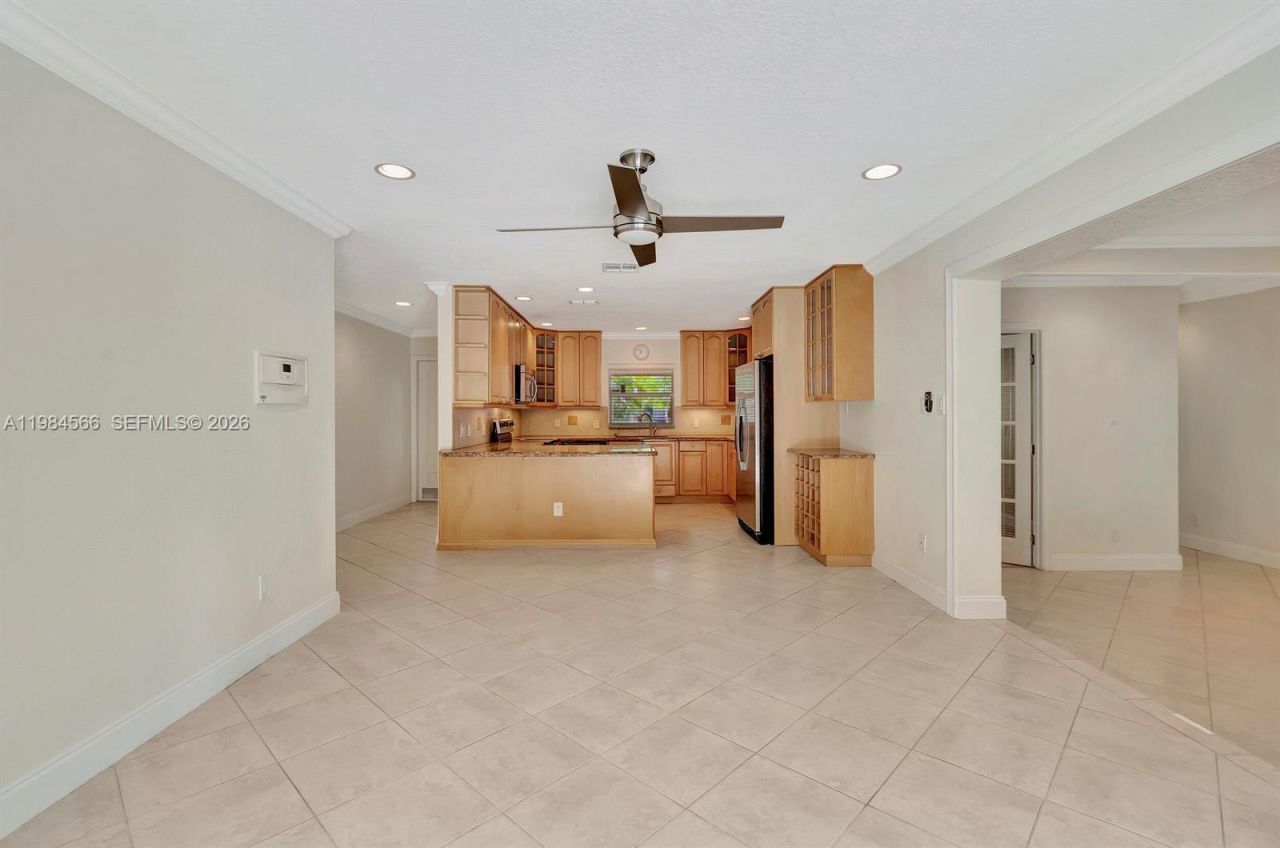 11 Forest Hills Ln , Boca Raton, FL 33431 Photo