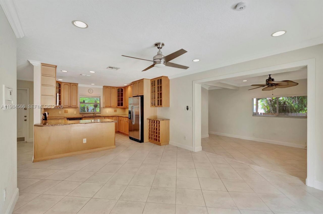 11 Forest Hills Ln , Boca Raton, FL 33431 Photo