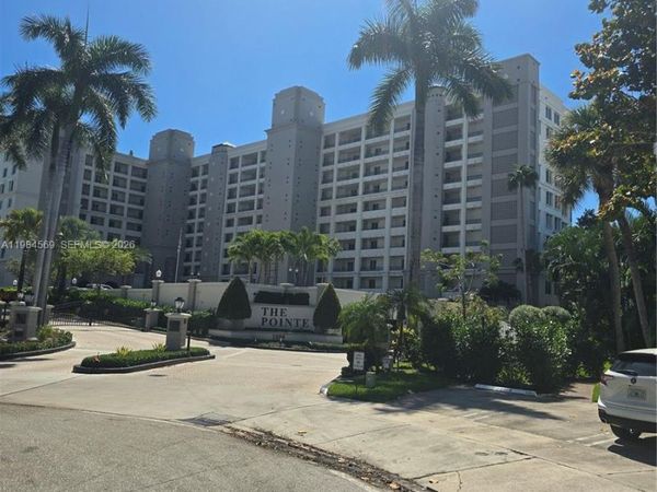 2880 NE 14th St Cswy, Unit 311, Pompano Beach, FL 33062