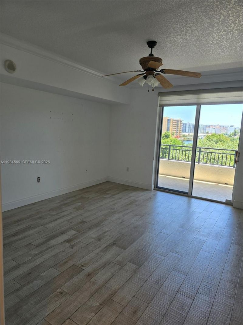 2880 NE 14th St Cswy, Unit 311, Pompano Beach, FL 33062 Photo