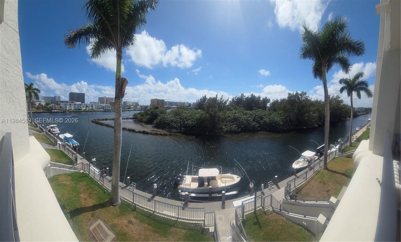 2880 NE 14th St Cswy, Unit 311, Pompano Beach, FL 33062 Photo