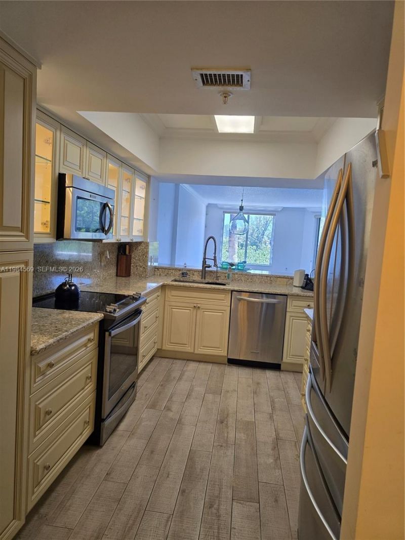 2880 NE 14th St Cswy, Unit 311, Pompano Beach, FL 33062 Photo