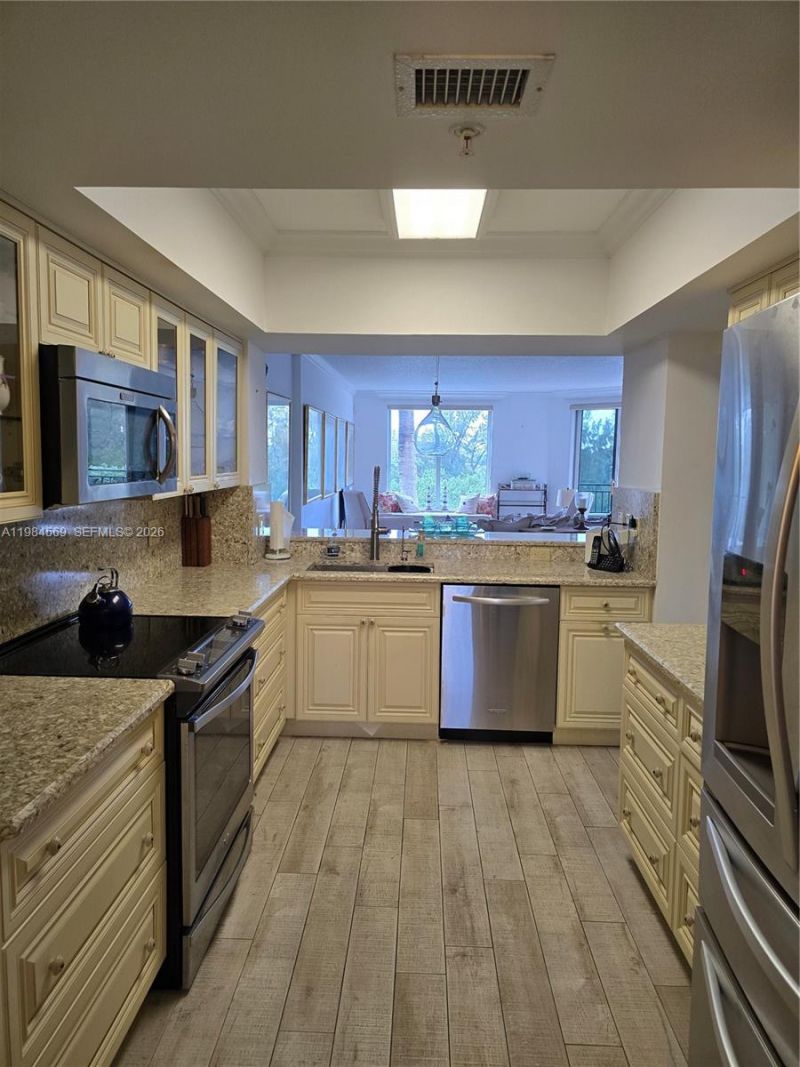 2880 NE 14th St Cswy, Unit 311, Pompano Beach, FL 33062 Photo