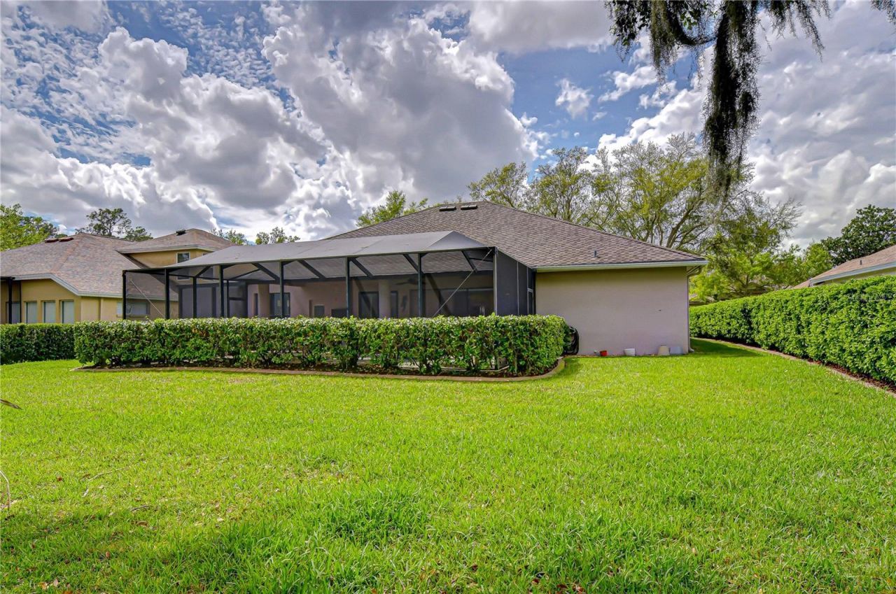 5910 Cherry Oak Drive , Valrico, FL 33596 Photo