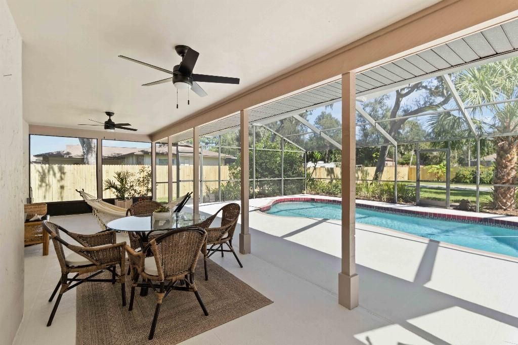 5206 Woodlawn Circle E, Palmetto, FL 34221 Photo