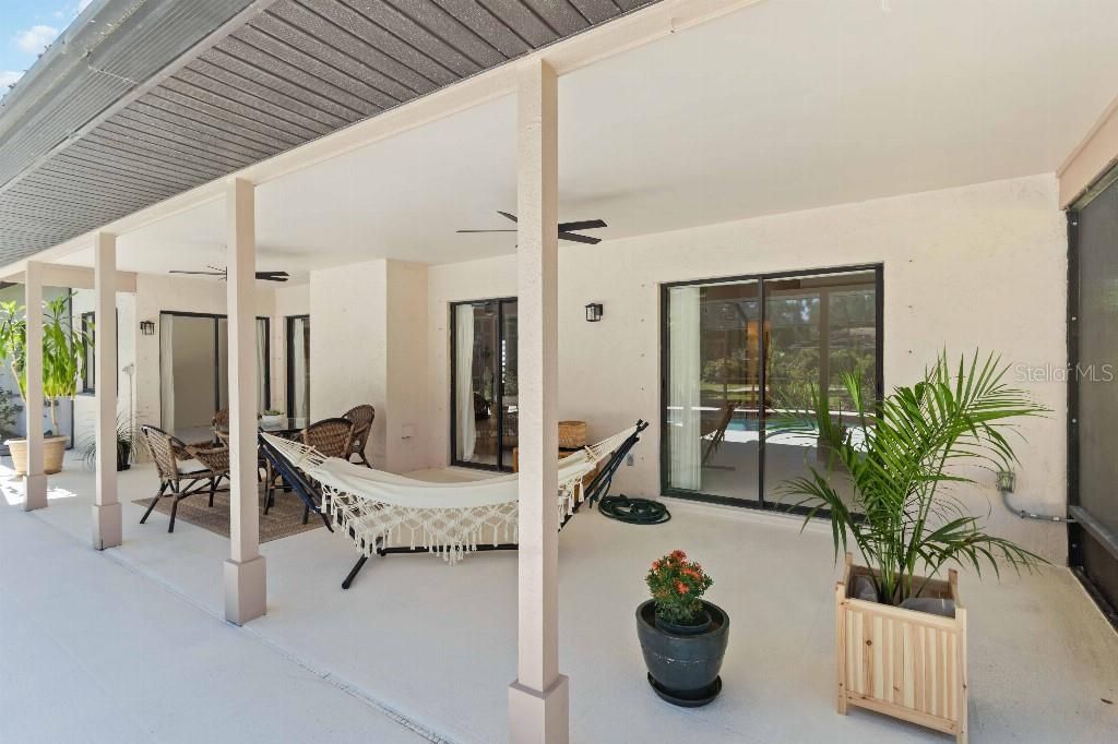 5206 Woodlawn Circle E, Palmetto, FL 34221 Photo