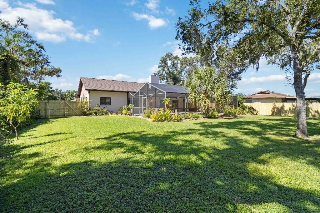 5206 Woodlawn Circle E, Palmetto, FL 34221 Photo