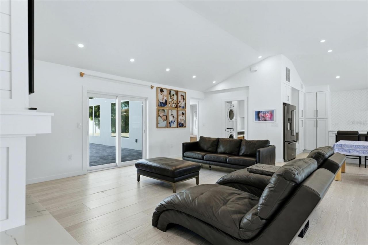 2473 Ringling Boulevard, Sarasota, FL 34237 Photo