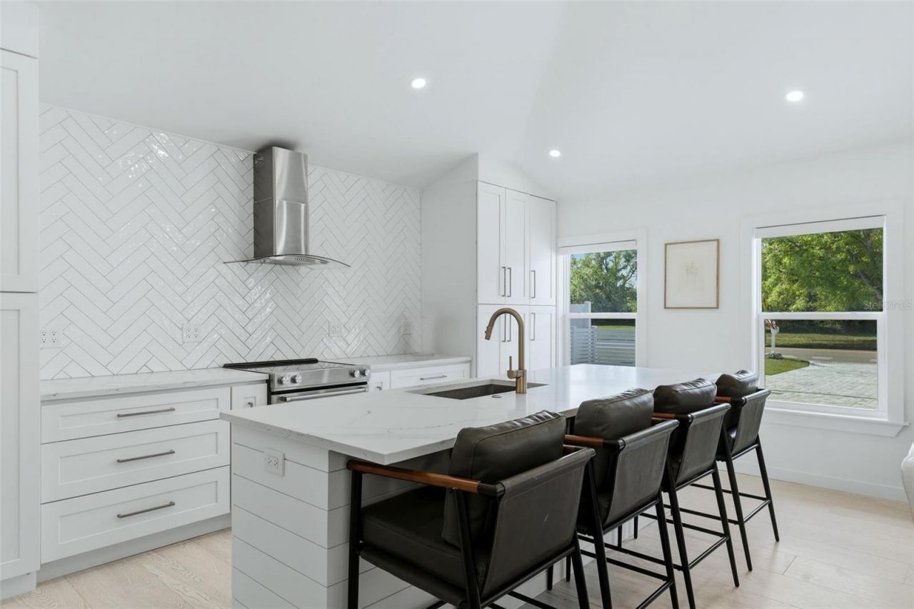 2473 Ringling Boulevard, Sarasota, FL 34237 Photo