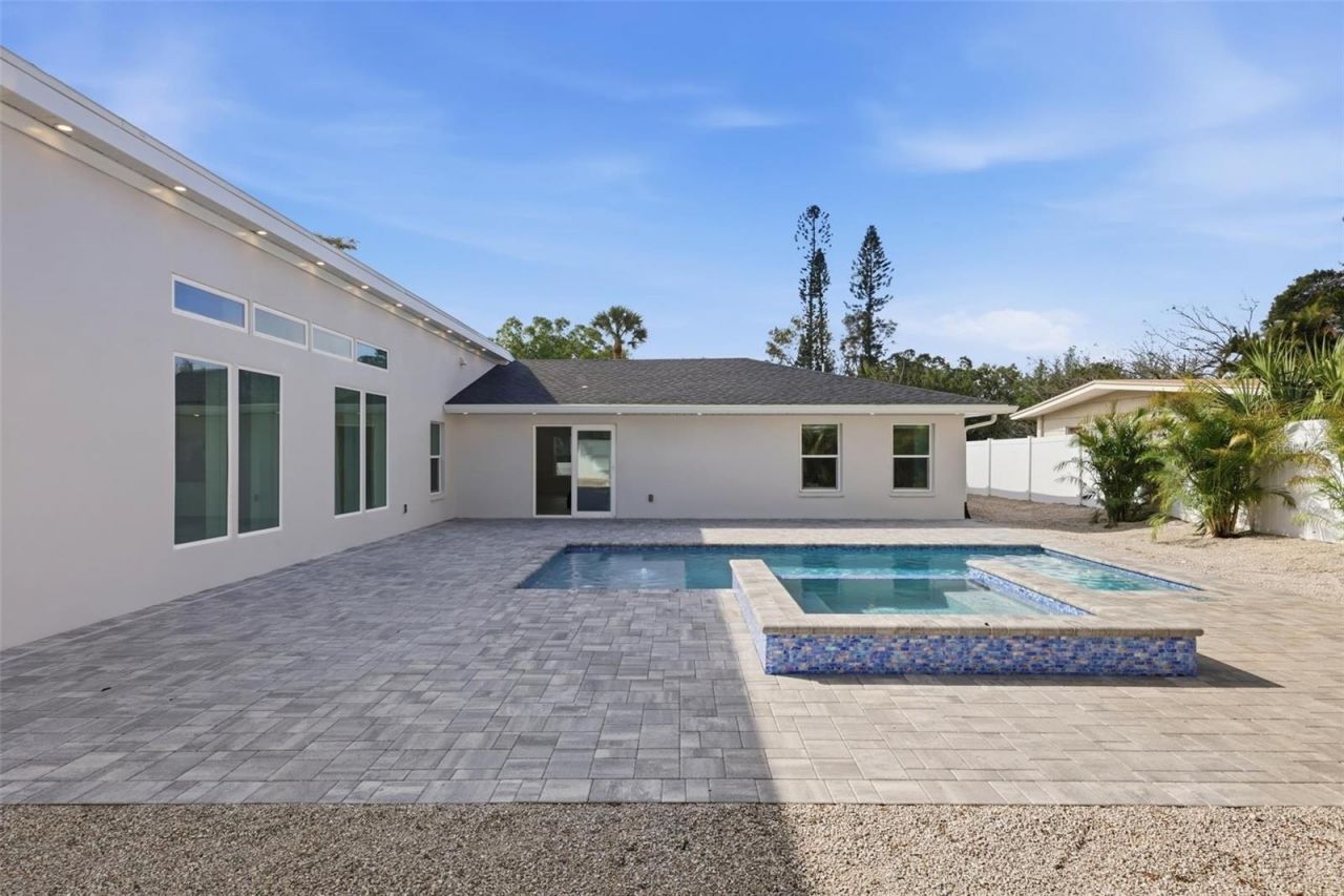 2473 Ringling Boulevard, Sarasota, FL 34237 Photo