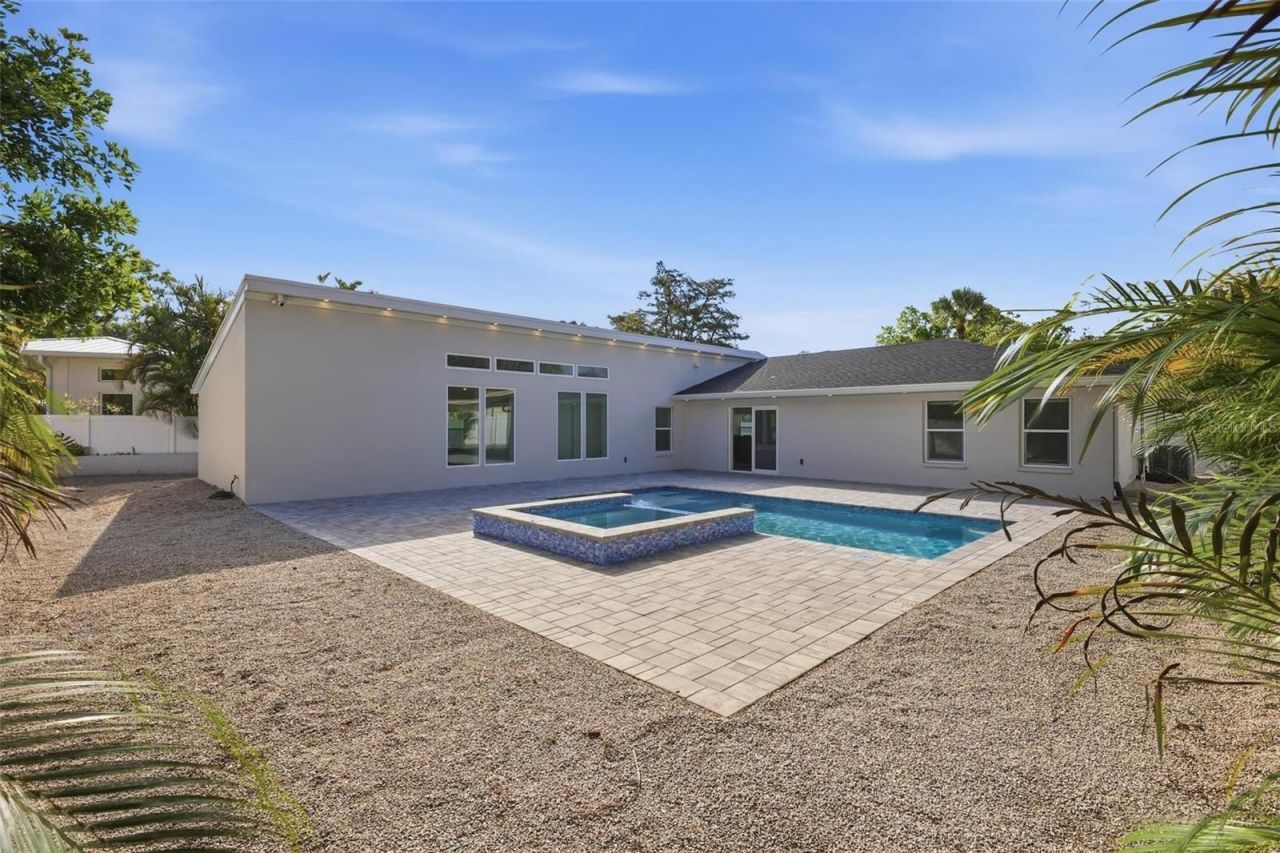 2473 Ringling Boulevard, Sarasota, FL 34237 Photo