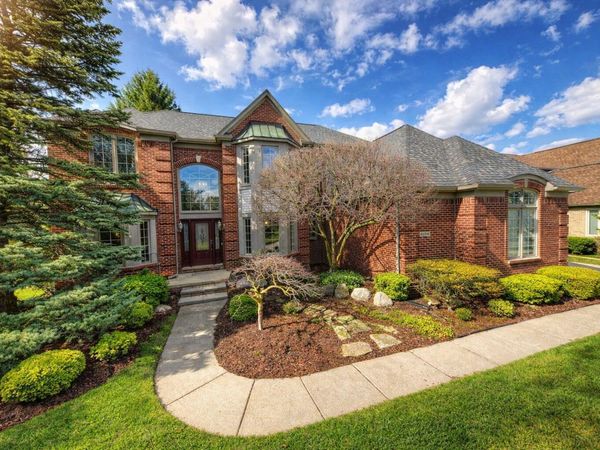 45844 Southwick Drive, Canton, MI 48188