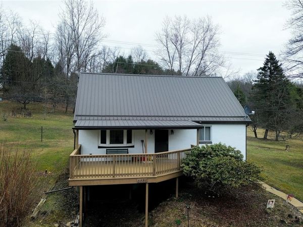 8886 Route 954 Hwy, Creekside, PA 15732