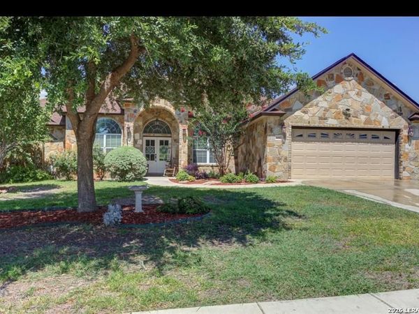 1057 LOMA VERDE DR, New Braunfels, TX 78130