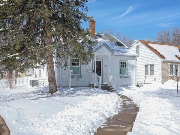 1623 Dunlap Street N, Saint Paul, MN 55108