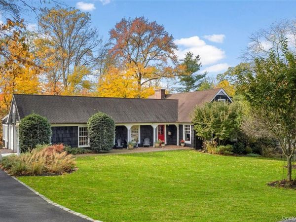 8 Douglas Circle, Rye, NY 10580