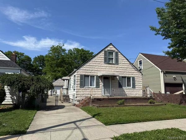 1568 Madison Street, Elmont, NY 11003