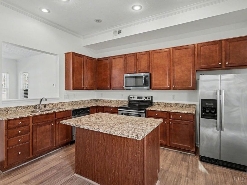 1443 Laurel Park Drive, Cincinnati, OH 45214 Photo 8