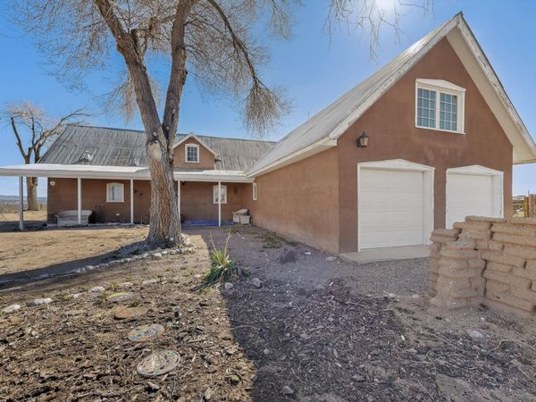 393 Chimaja Road , Corrales, NM 87048