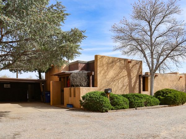 1013 Guadalupe Del Prado Street NW, Albuquerque, NM 87107