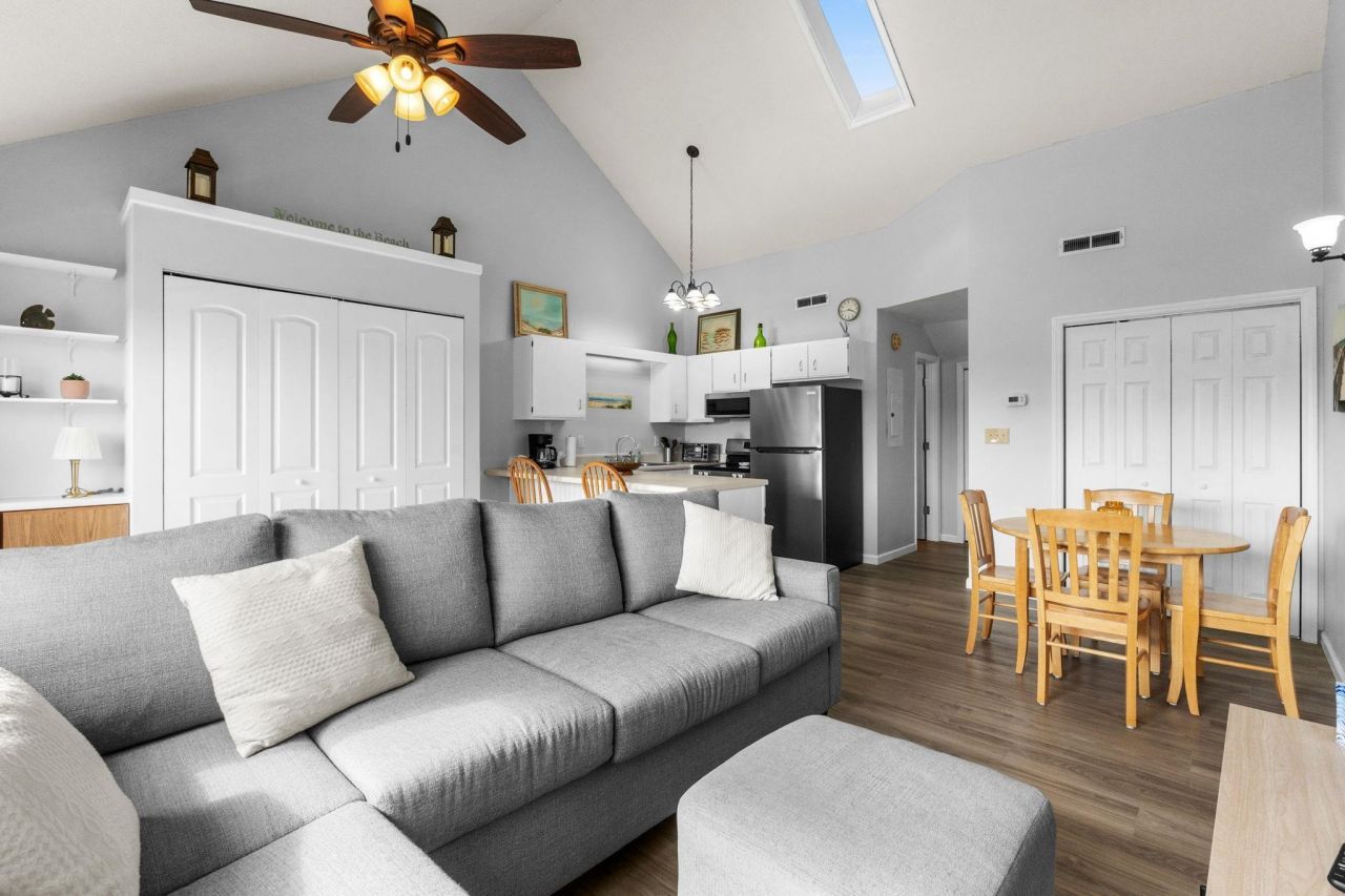 3700 Golf Colony Lane Photo 11