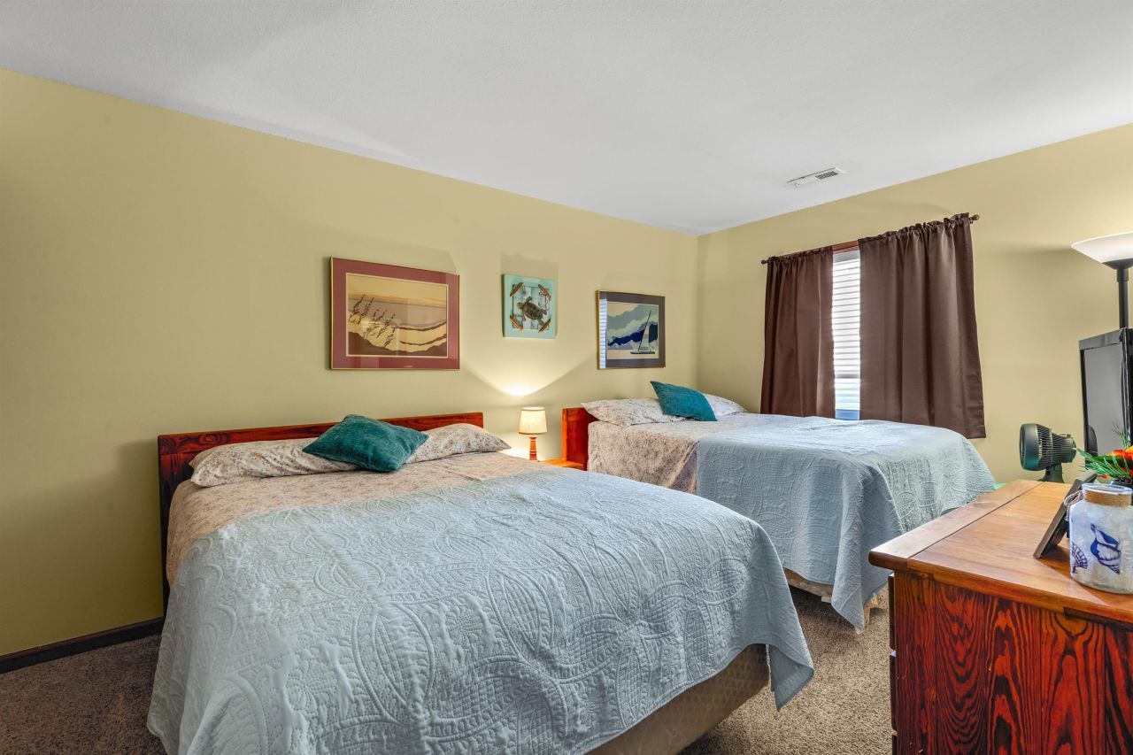 3211 S Ocean Blvd. Photo 4