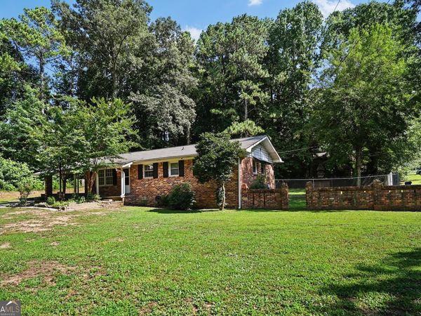 7039 Rockbridge Road, Stone Mountain, GA 30087