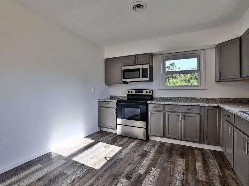 313 Stephens Drive, Falmouth, KY 41040 Photo 8