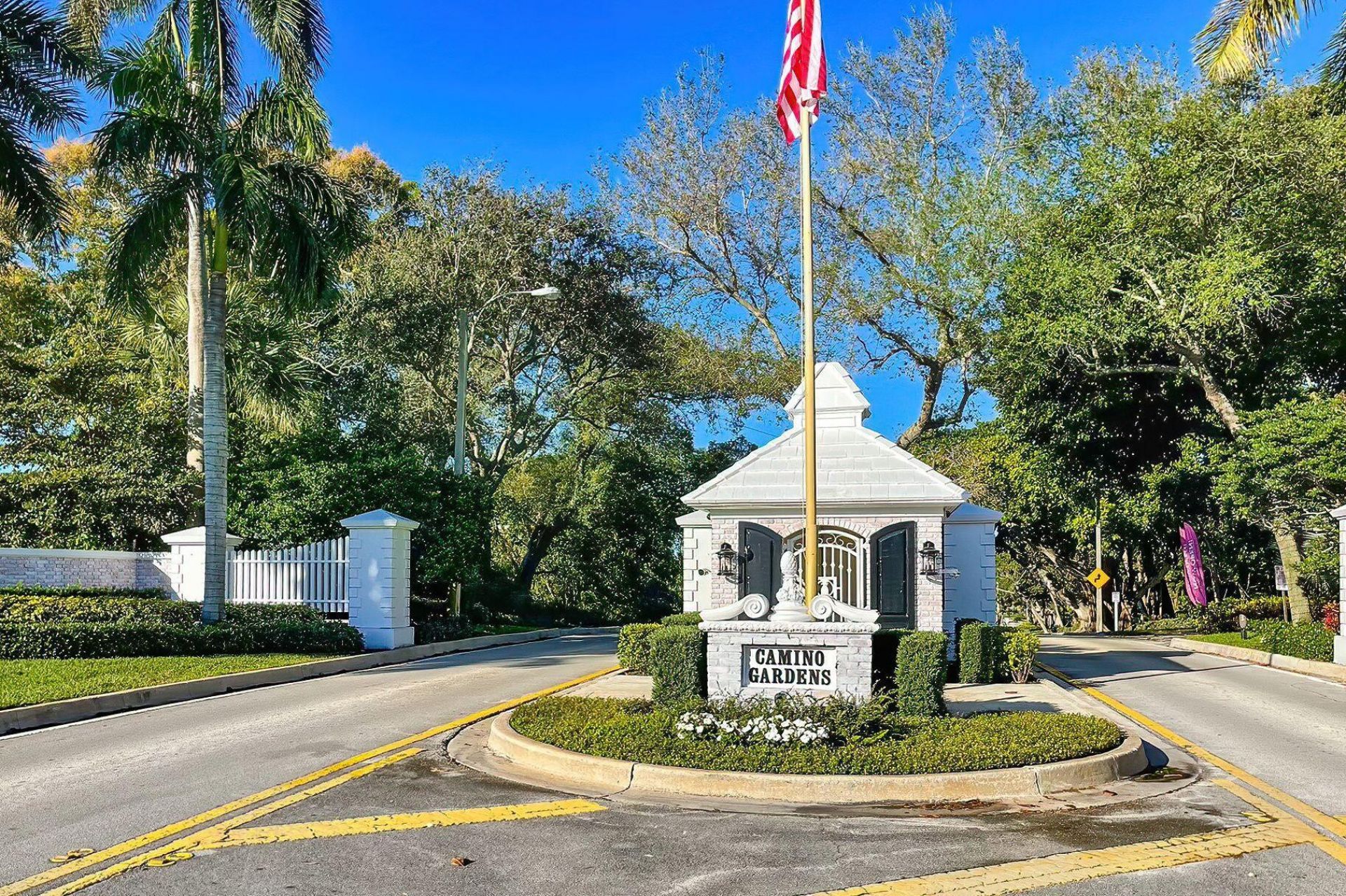 670 Elm Tree Lane, Boca Raton, FL 33486 Photo