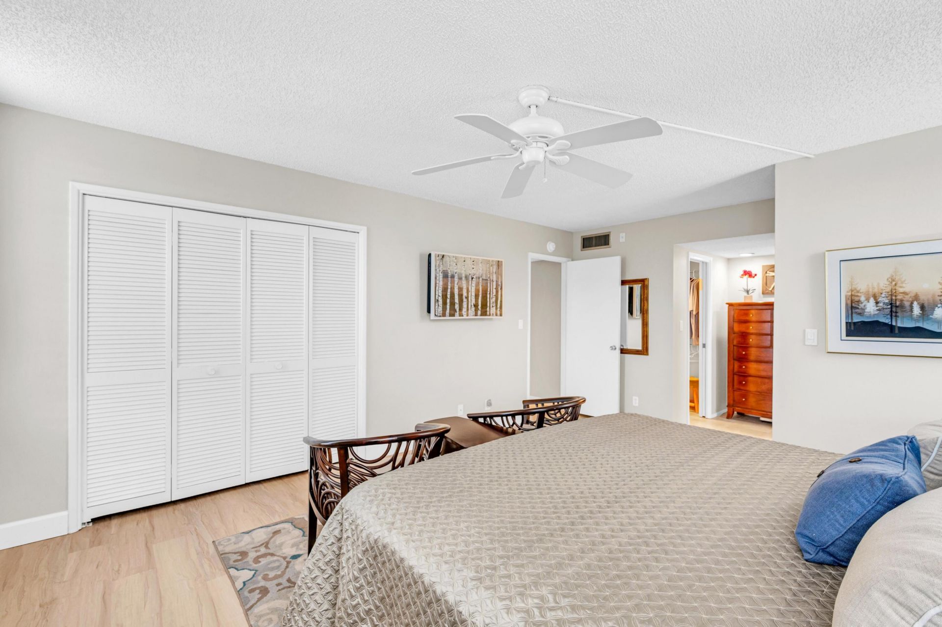3970 Oaks Clubhouse Drive, Unit 401, Pompano Beach, FL 33069 Photo