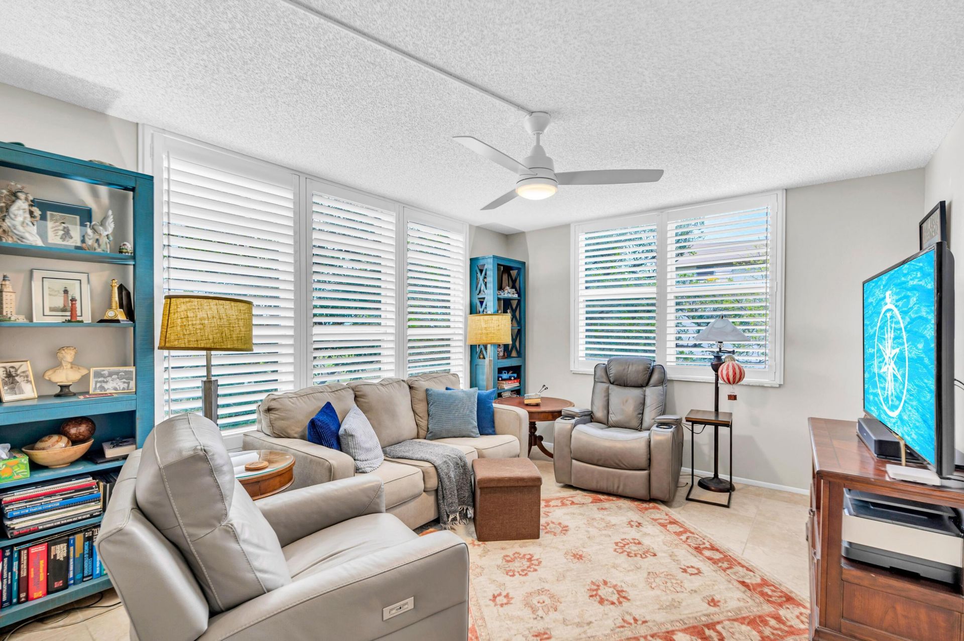 3970 Oaks Clubhouse Drive, Unit 401, Pompano Beach, FL 33069 Photo