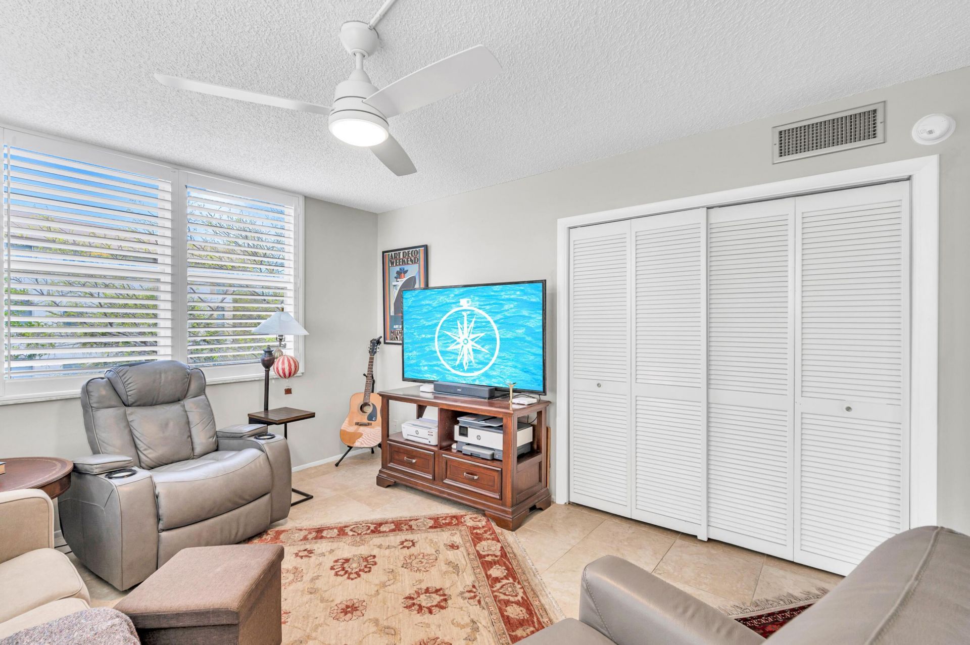 3970 Oaks Clubhouse Drive, Unit 401, Pompano Beach, FL 33069 Photo