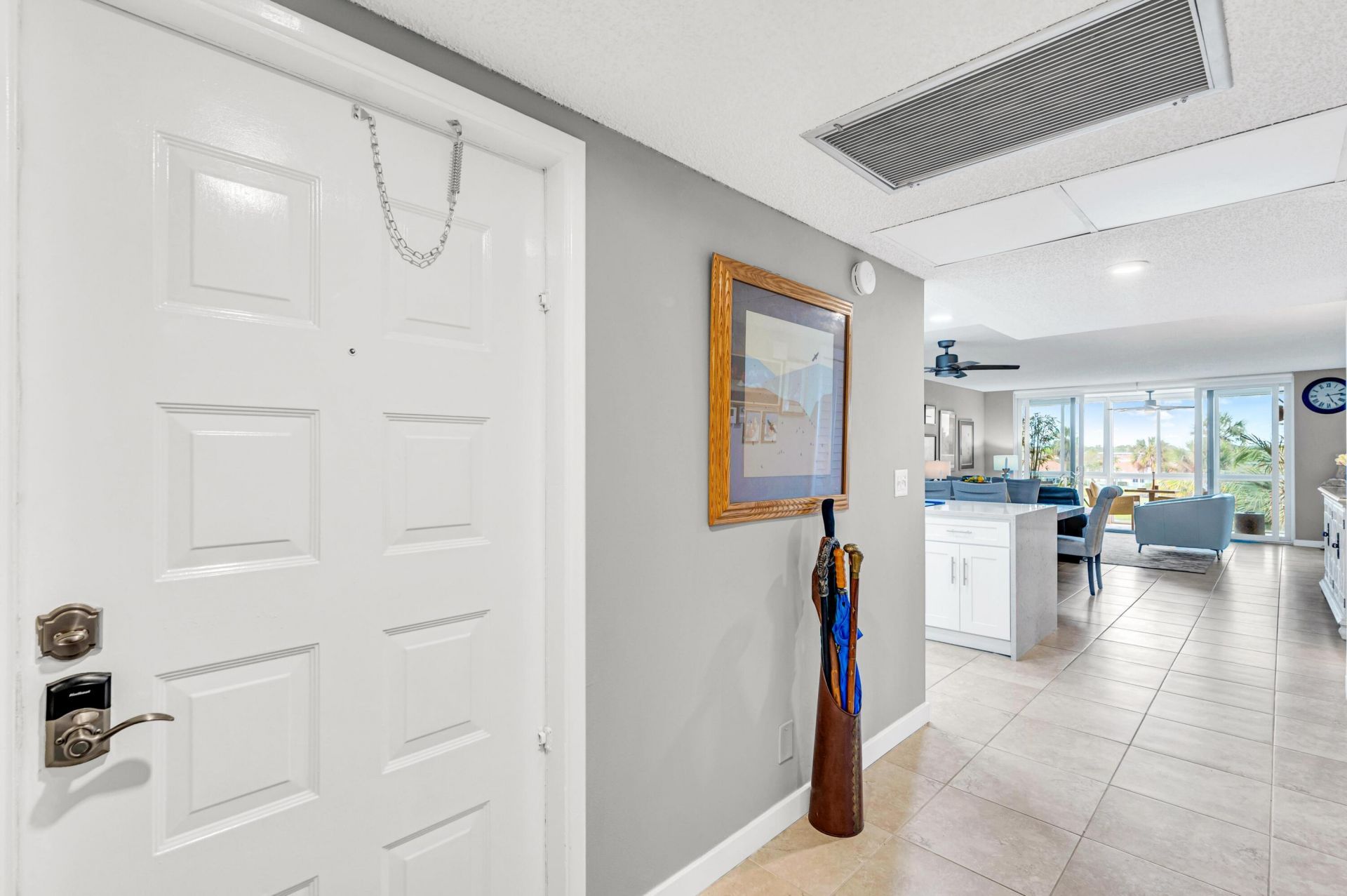 3970 Oaks Clubhouse Drive, Unit 401, Pompano Beach, FL 33069 Photo