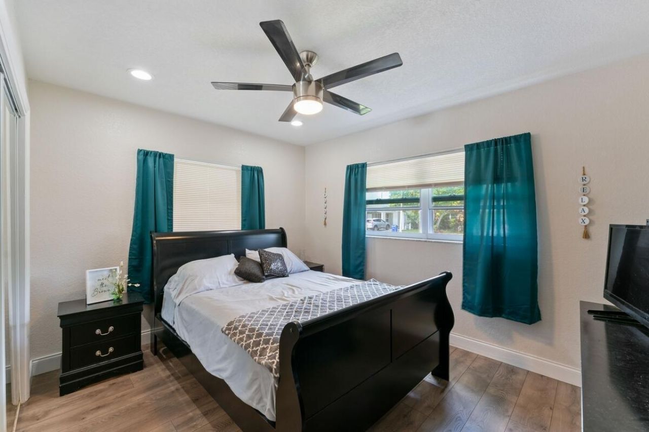 4184 NW 52nd Avenue, Lauderdale Lakes, FL 33319 Photo