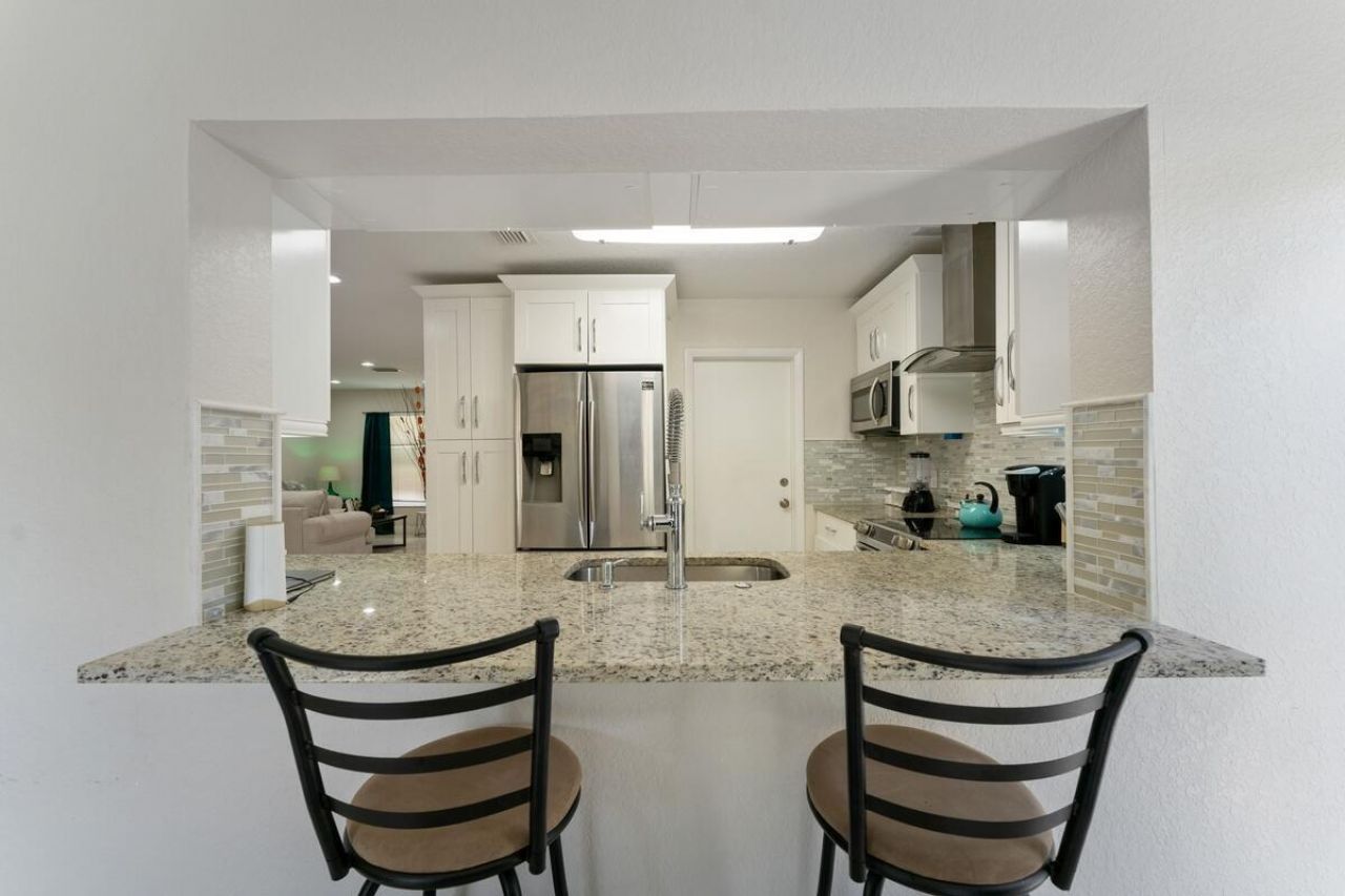 4184 NW 52nd Avenue, Lauderdale Lakes, FL 33319 Photo