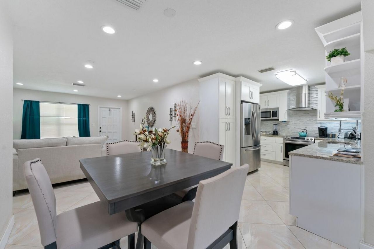 4184 NW 52nd Avenue, Lauderdale Lakes, FL 33319 Photo