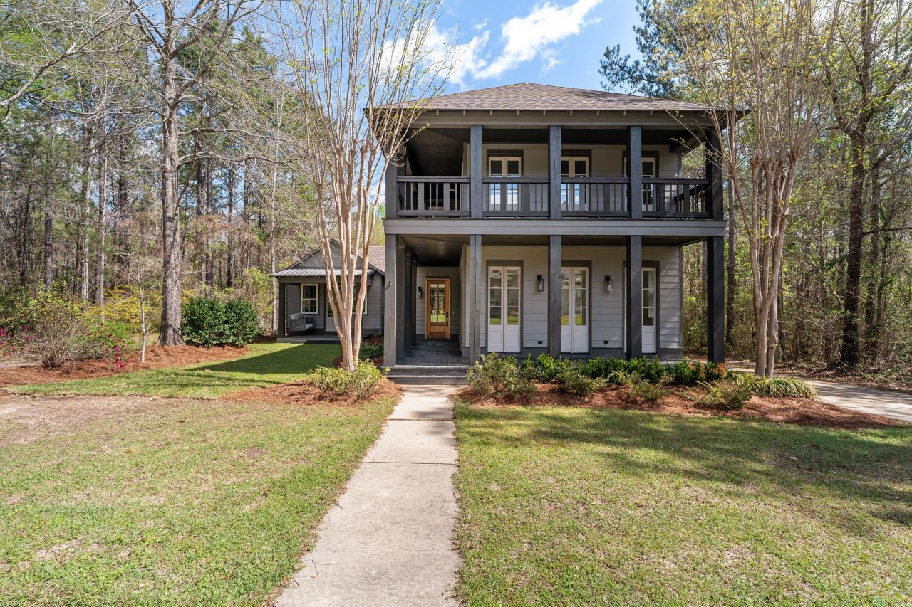 27 Cherry Laurel Loop, Hattiesburg, MS 39402 Main Photo